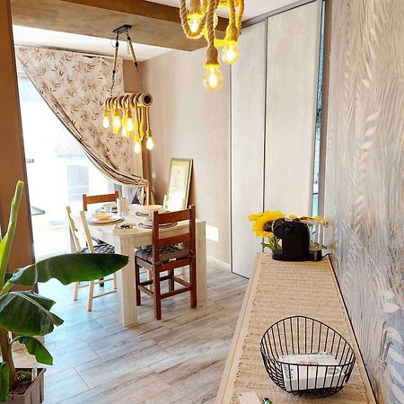 Sweet Home & Wellness Affittacamere Nettuno Exteriör bild