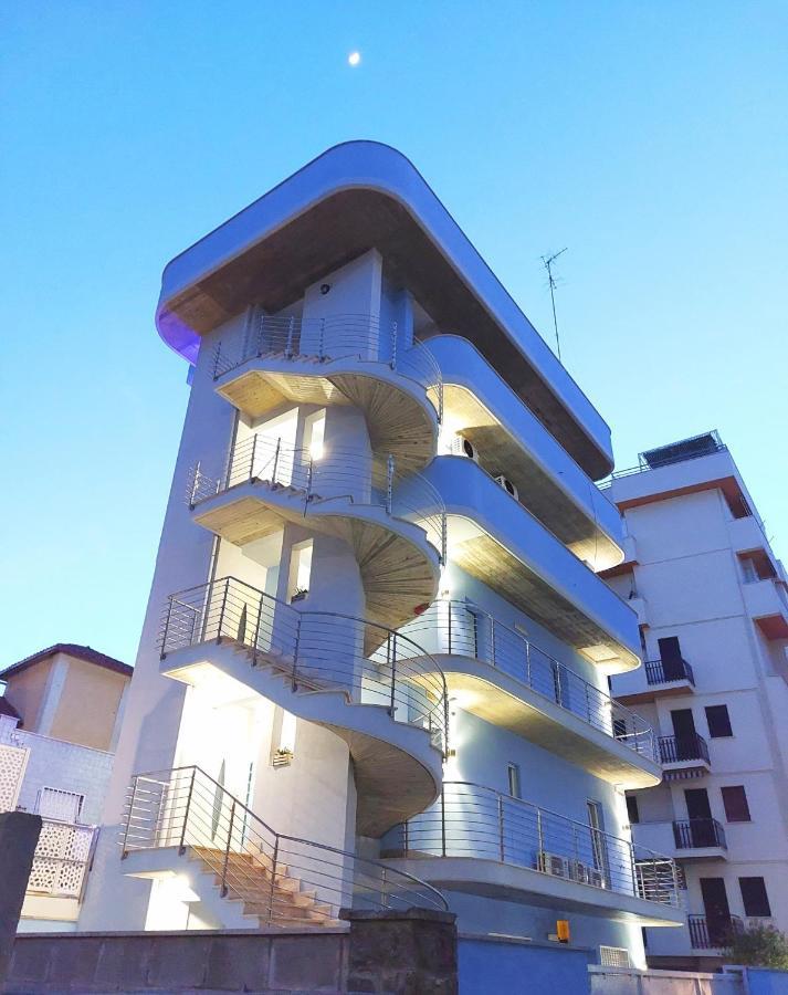 Sweet Home & Wellness Affittacamere Nettuno Exteriör bild