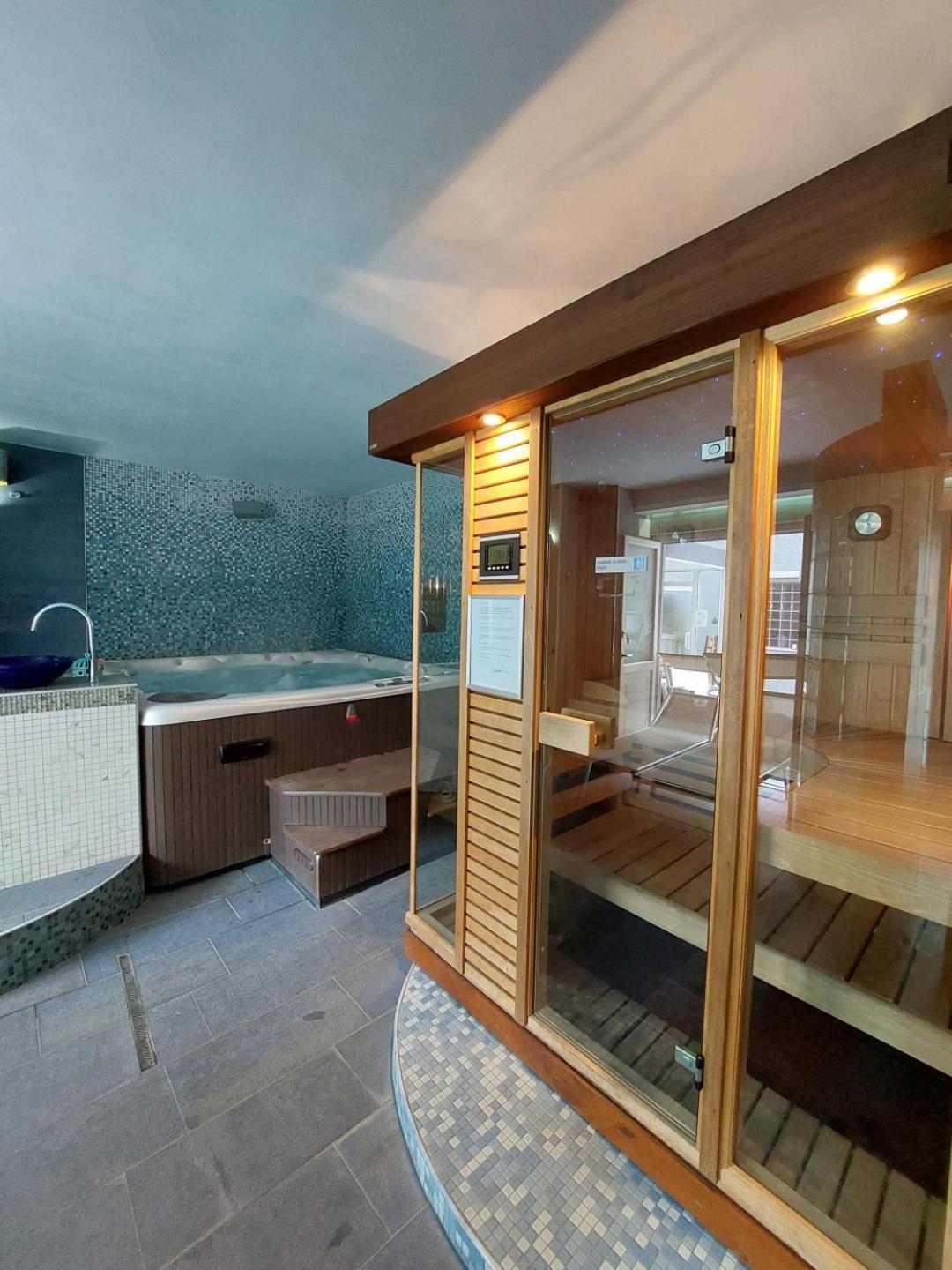 Sweet Home & Wellness Affittacamere Nettuno Exteriör bild