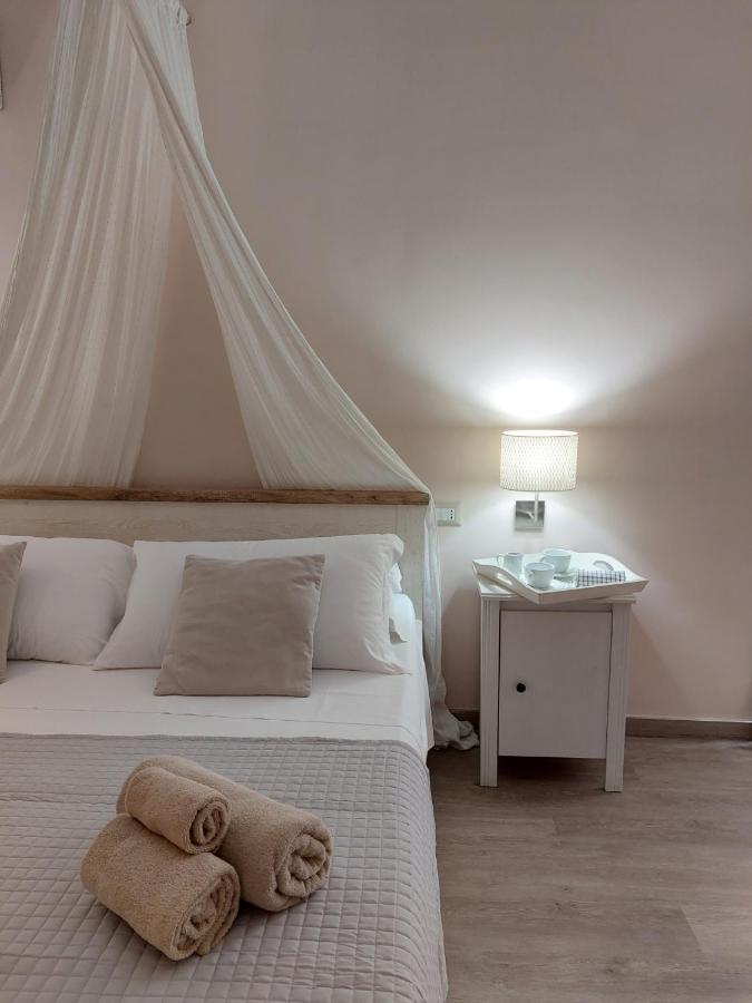 Sweet Home & Wellness Affittacamere Nettuno Exteriör bild