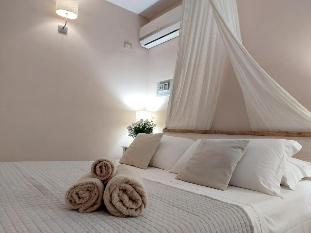Sweet Home & Wellness Affittacamere Nettuno Exteriör bild
