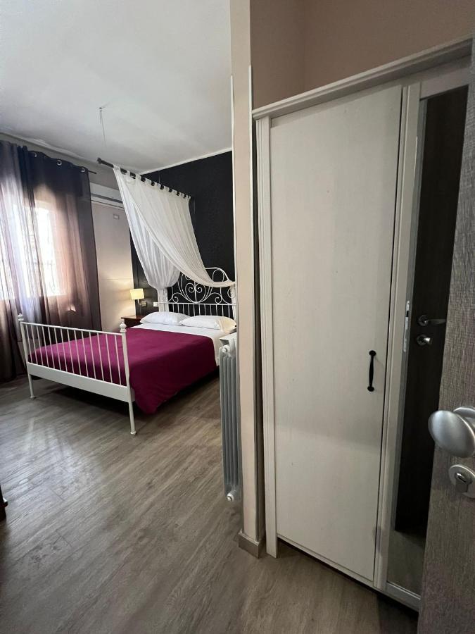 Sweet Home & Wellness Affittacamere Nettuno Exteriör bild